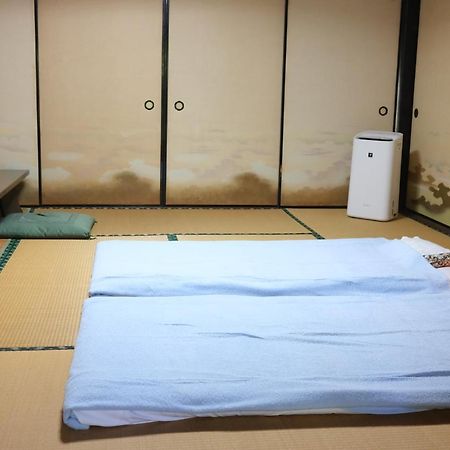 Guesthouse Kojiya 暮らしをつくる宿 旧糀屋 Fukutsu Exteriör bild