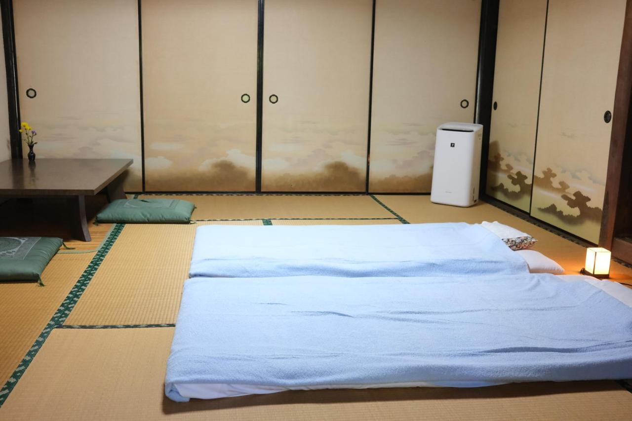 Guesthouse Kojiya 暮らしをつくる宿 旧糀屋 Fukutsu Exteriör bild