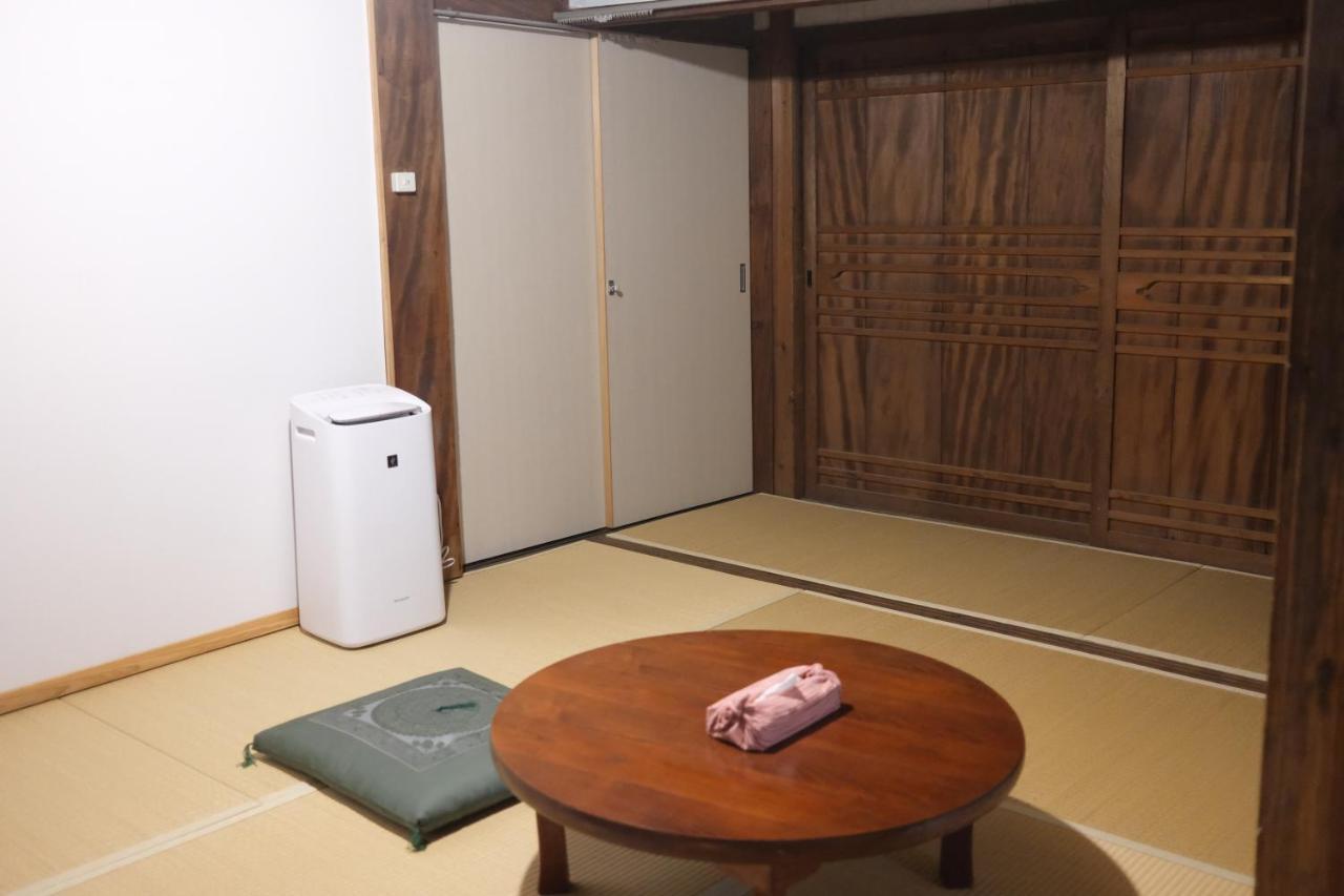 Guesthouse Kojiya 暮らしをつくる宿 旧糀屋 Fukutsu Exteriör bild