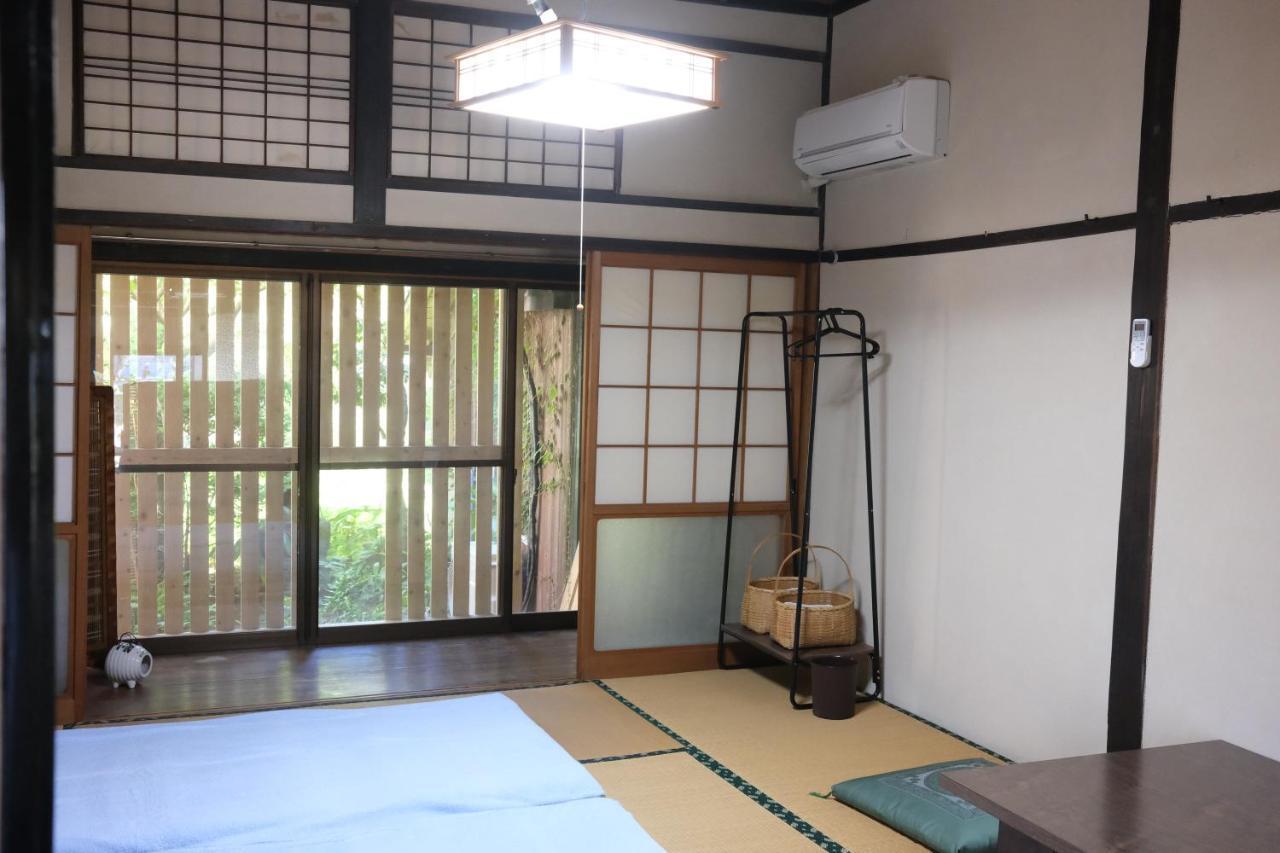 Guesthouse Kojiya 暮らしをつくる宿 旧糀屋 Fukutsu Exteriör bild