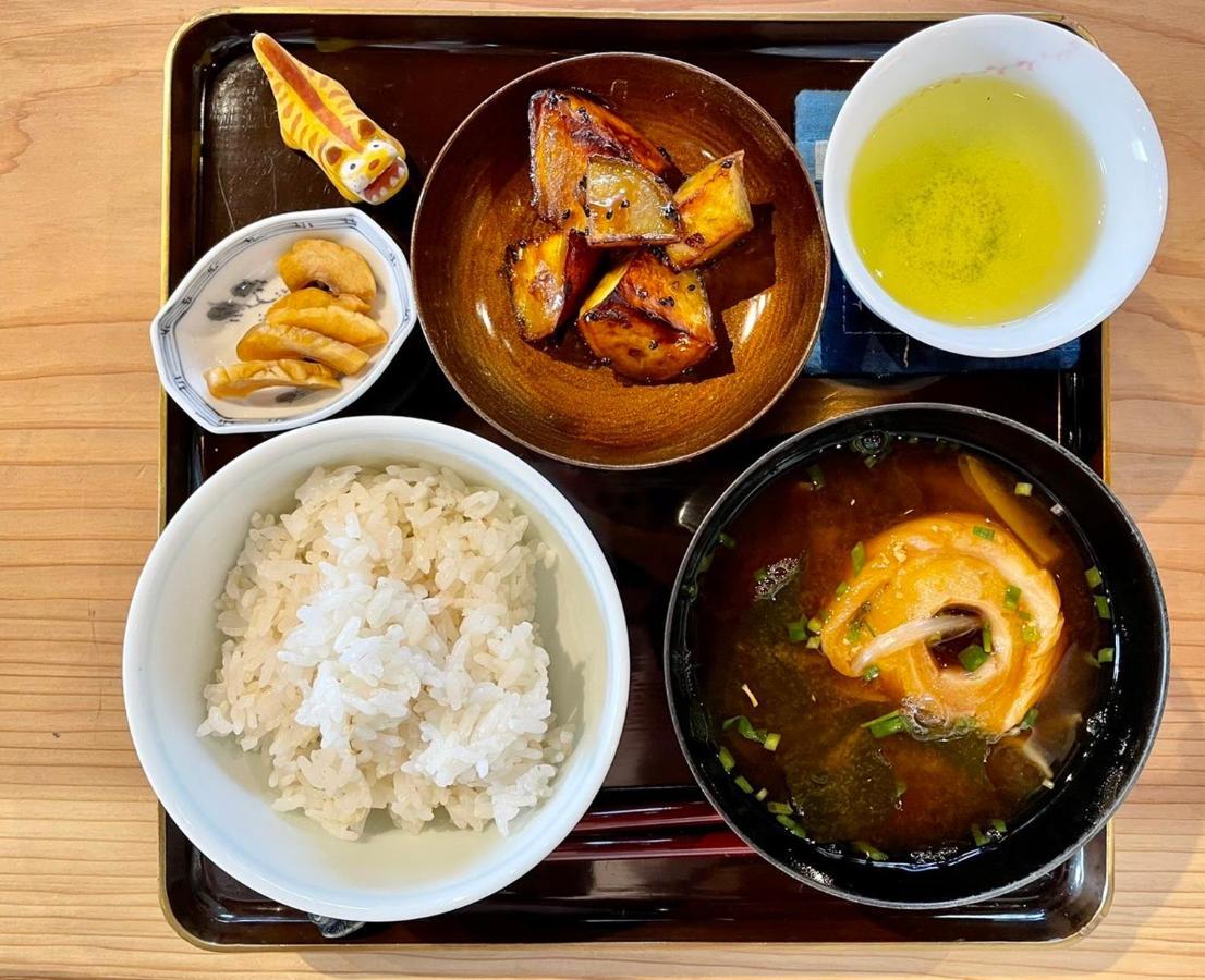 Guesthouse Kojiya 暮らしをつくる宿 旧糀屋 Fukutsu Exteriör bild
